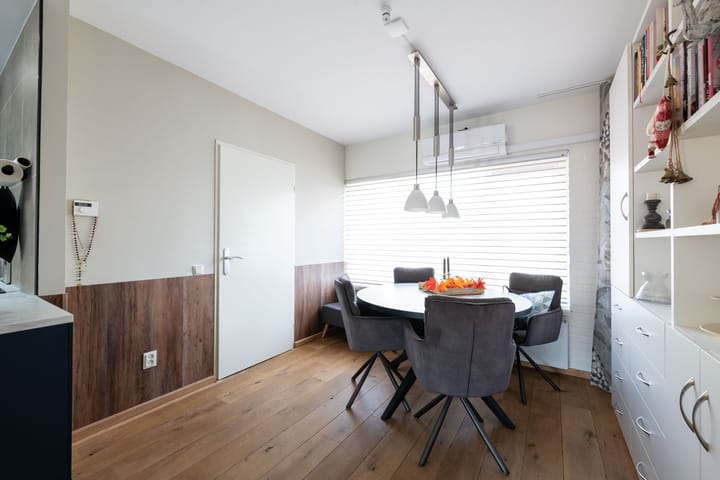 Photo 10 of Hermes 12