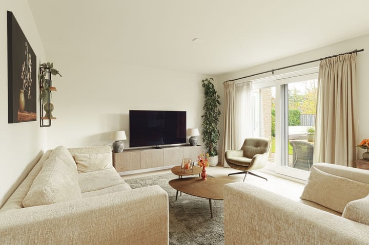 Foto 13 van Adriana van Roonhof 45