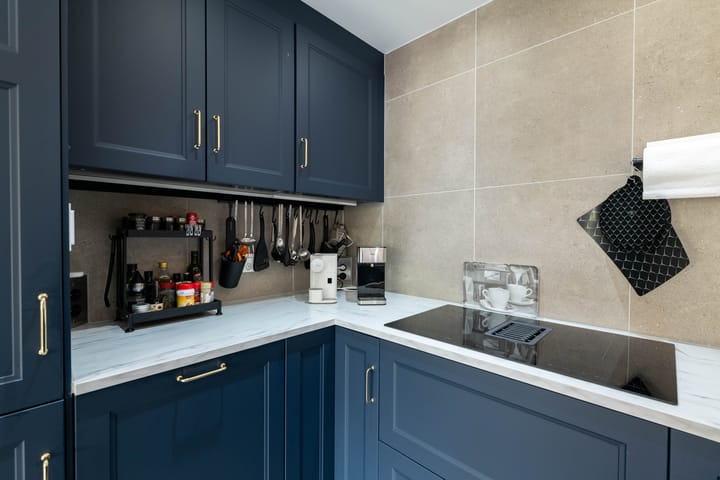 Photo 13 of Hermes 12