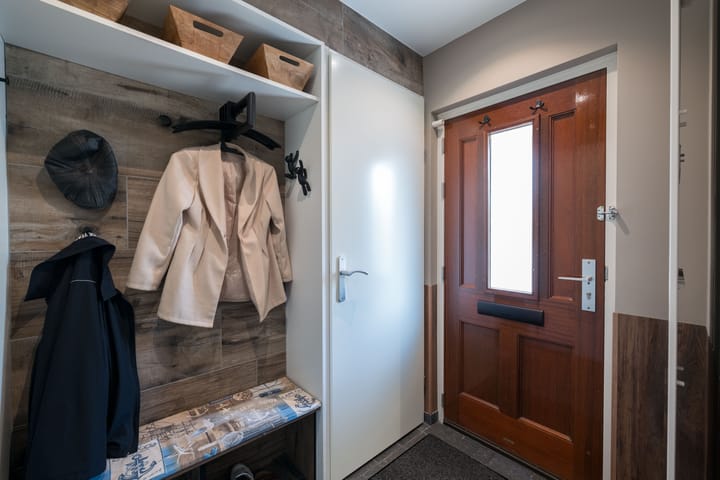 Photo 16 of Hermes 12