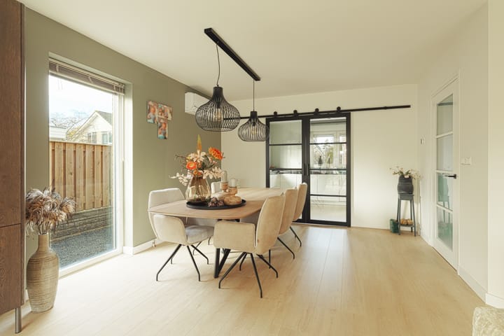 Foto 17 van Adriana van Roonhof 45