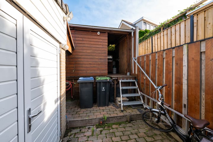 Photo 33 of Hermes 12