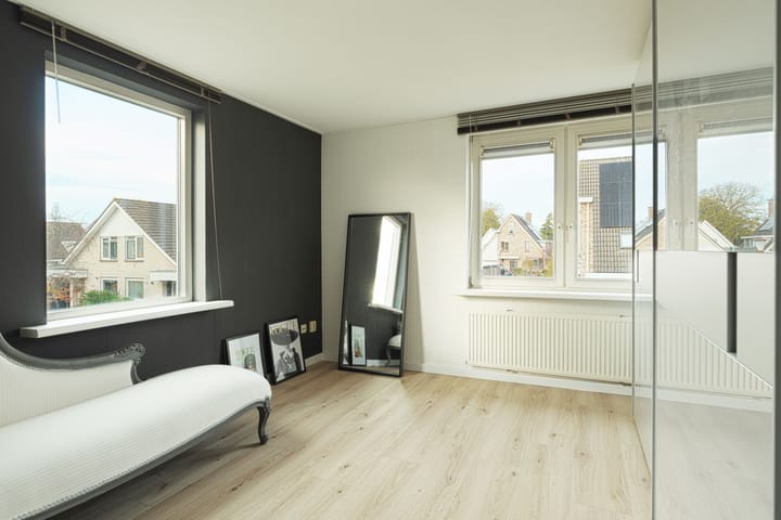 Foto 30 van Adriana van Roonhof 45