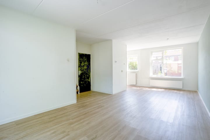 Photo 4 of Troeveveen 15