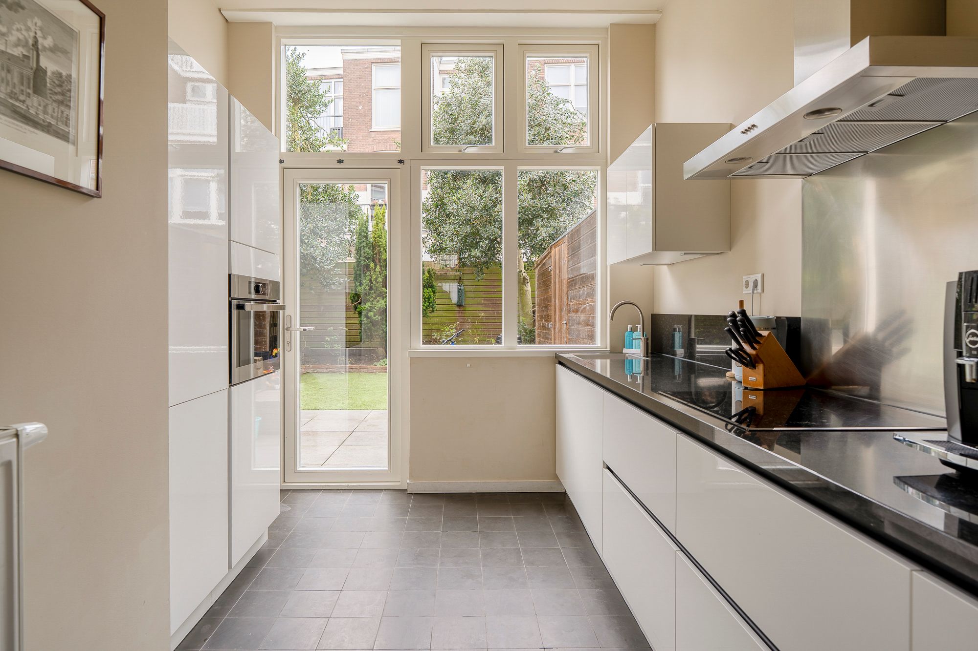 Foto 21 van Van Beverningkstraat 107-A