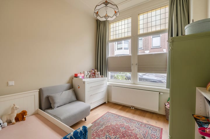 Foto 24 van Van Beverningkstraat 107-A