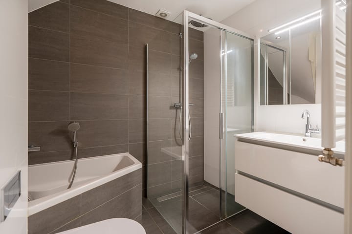 Foto 25 van Van Beverningkstraat 107-A