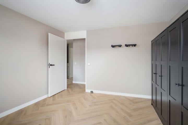 Foto 38 van Uniceflaan 4