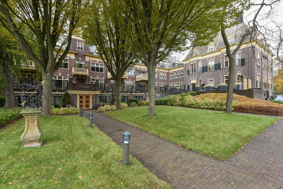 Photo 37 of Kennemerstraatweg 2-Z