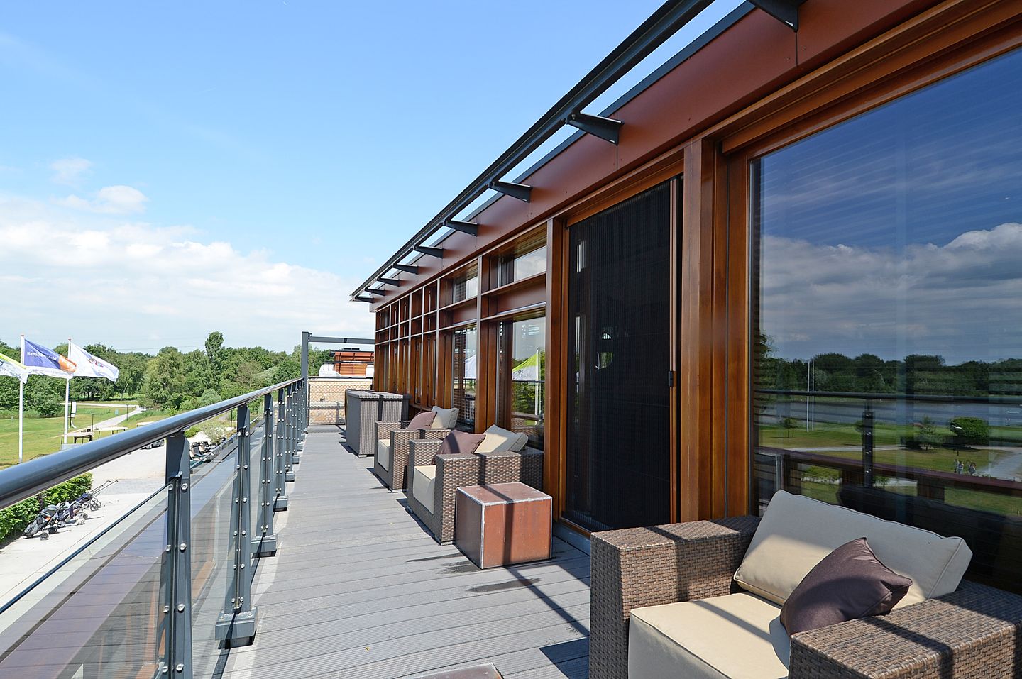 Bekijk foto 2 van IJsselmeerweg 100-A