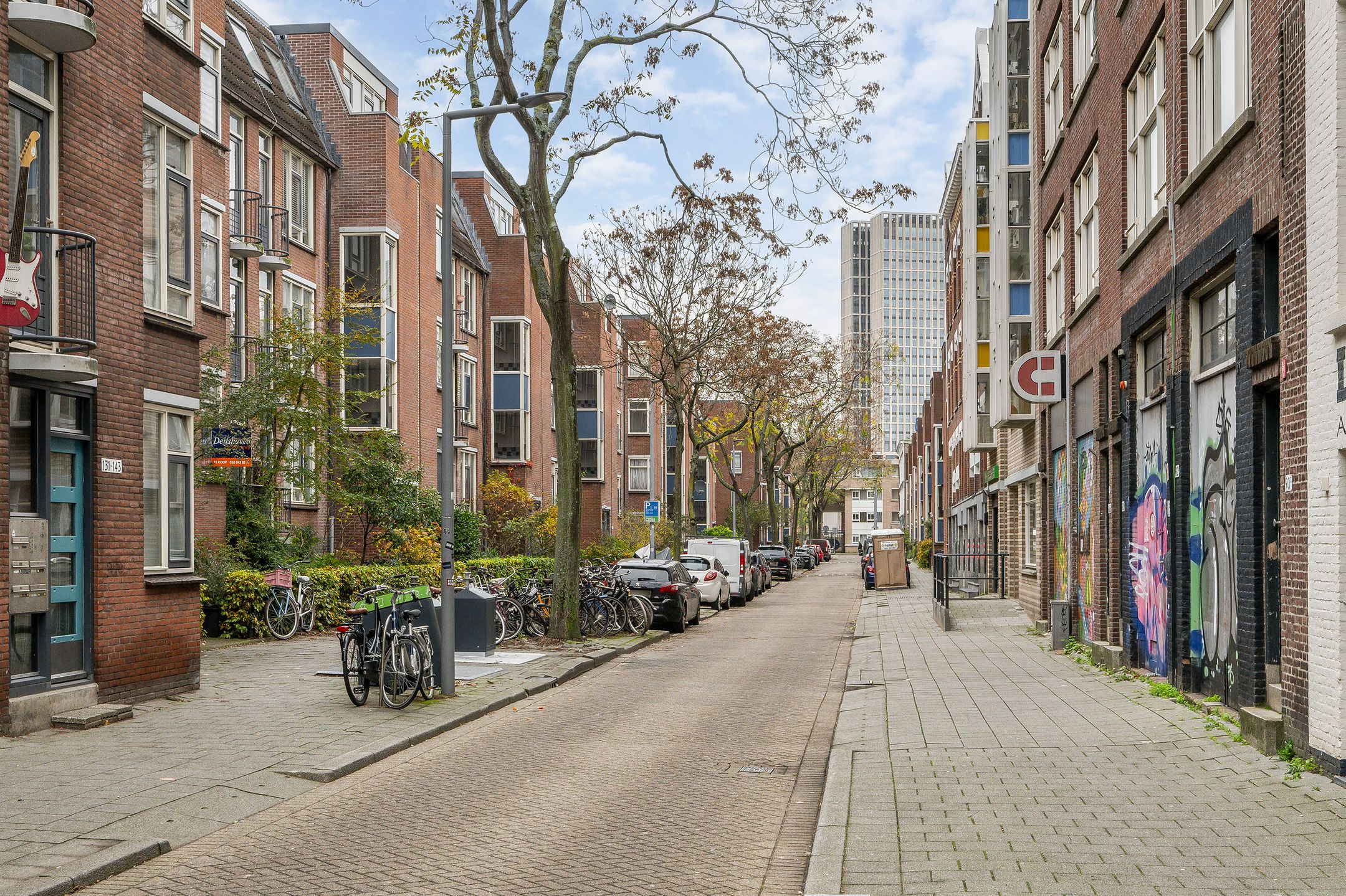 Photo 39 of Bloemkwekersstraat 77