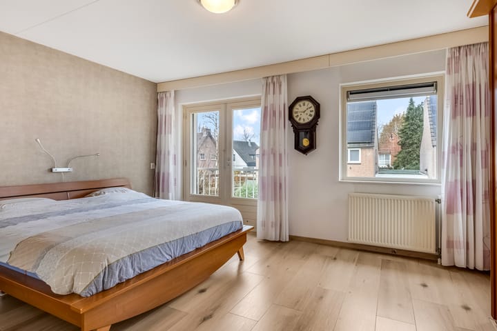 Foto 26 van Bieslook 63