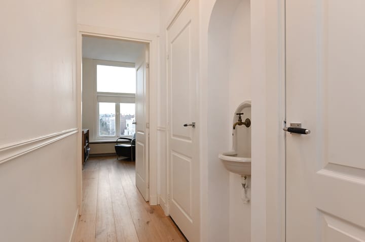 Foto 28 van Van Bleiswijkstraat 195