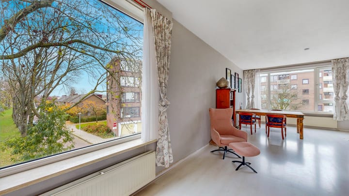 Foto 2 van Lou Jansenplein 6-1