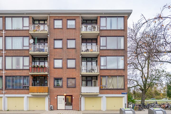 Foto 4 van Lou Jansenplein 6-1