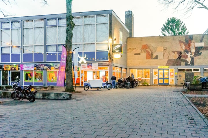 Foto 26 van Lou Jansenplein 6-1