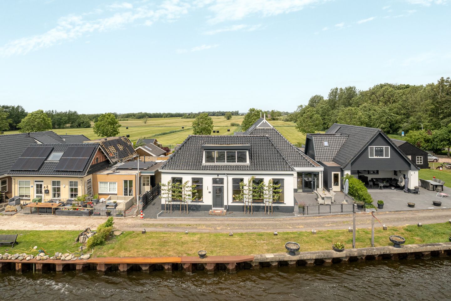 Foto 1 van Blauforlaet 2-B