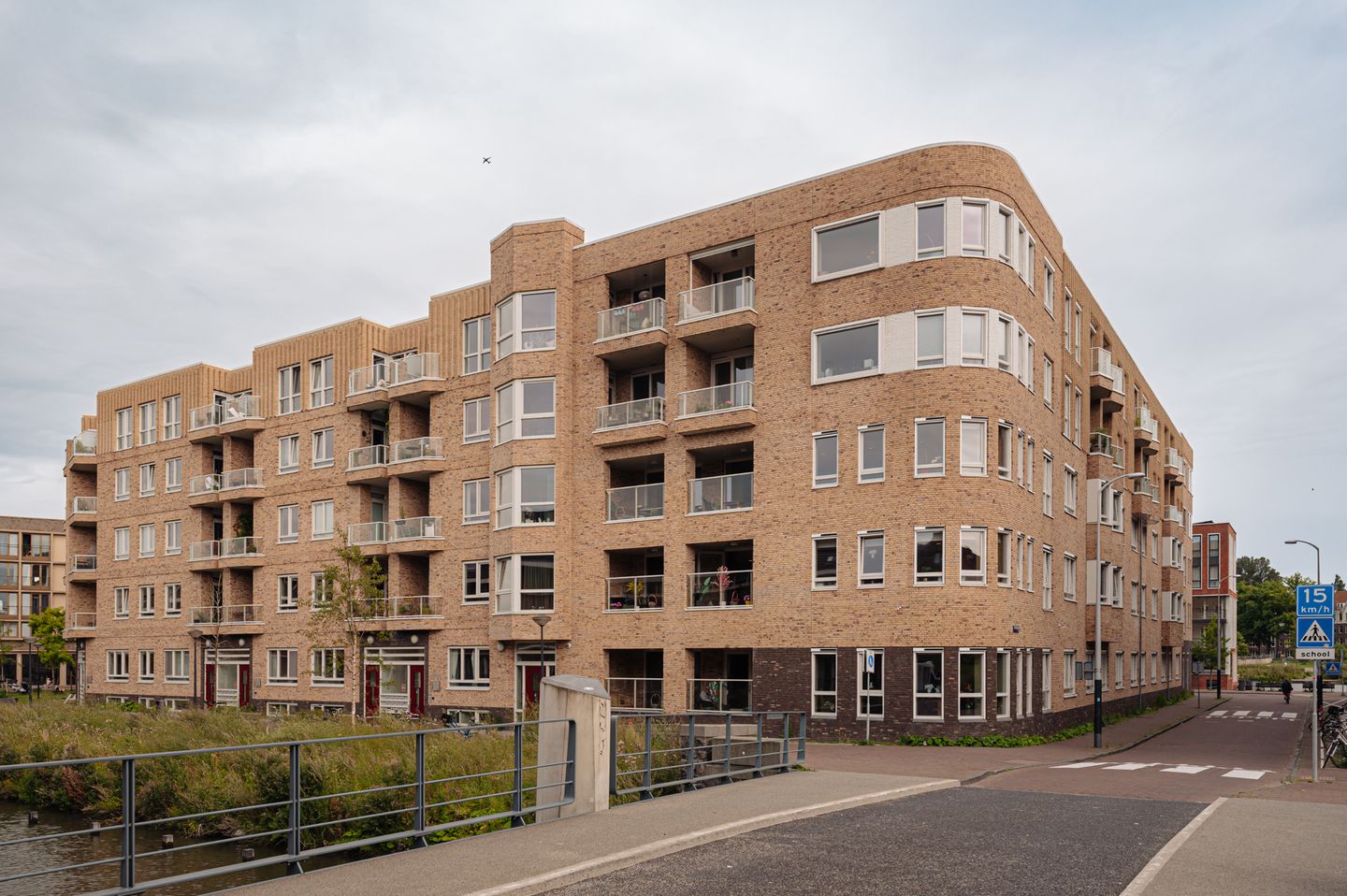 Photo 25 of Revaleiland 49