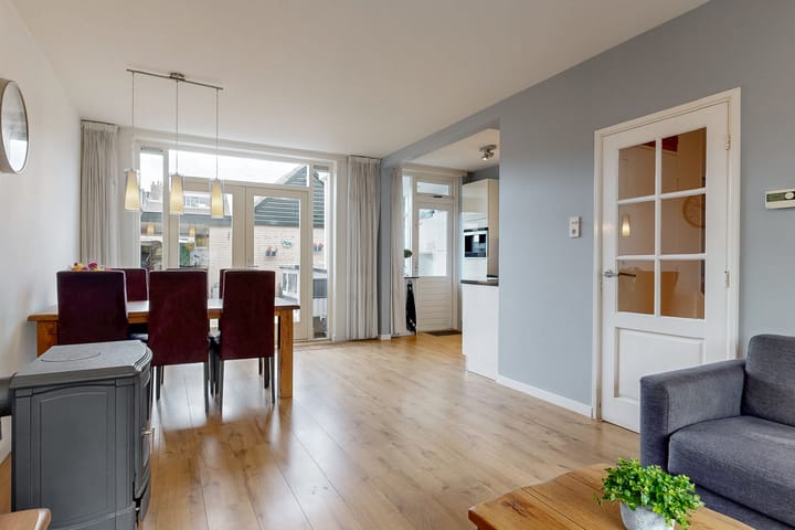 Foto 2 van Valklaan 8