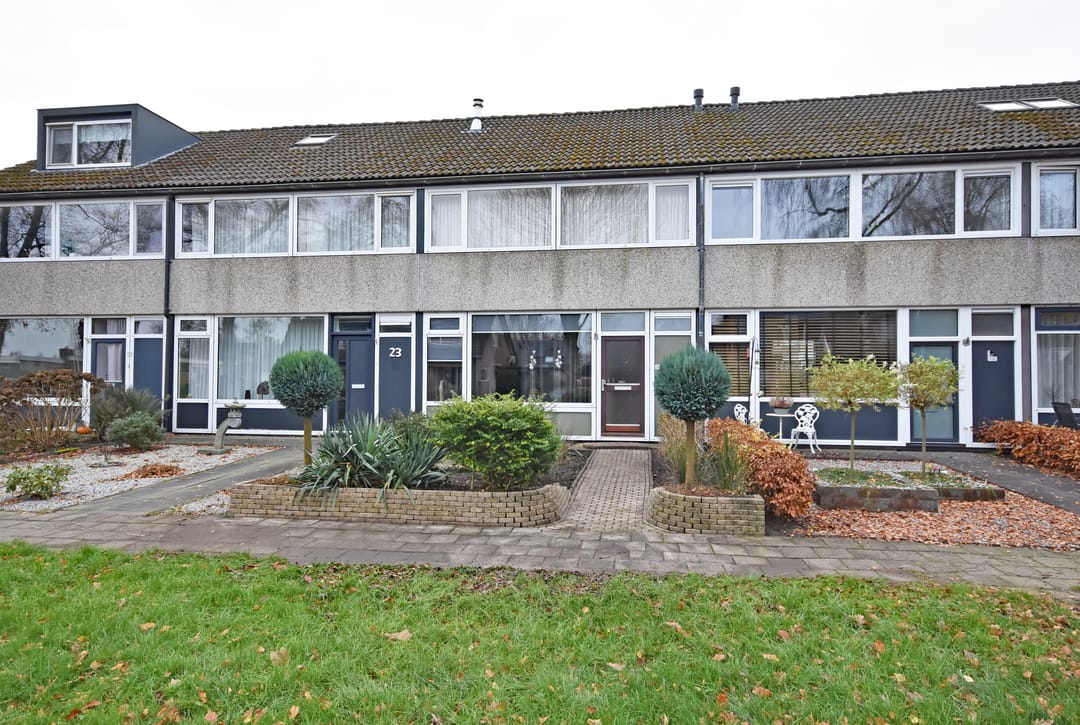 Photo 1 of J.A. Fokkemastraat 25