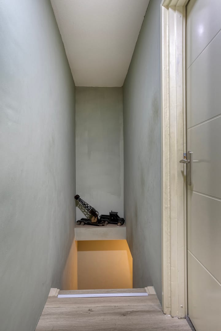 Photo 18 of Weden 48