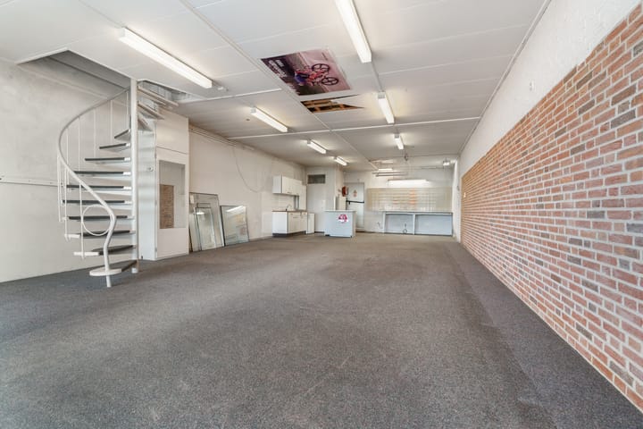 Photo 6 of Beekseweg 42-A