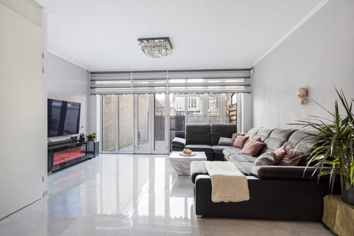 Photo 2 of Stoutenburg 13