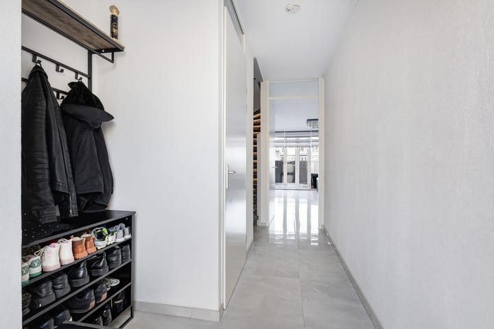 Photo 10 of Stoutenburg 13