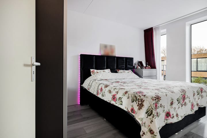 Photo 19 of Stoutenburg 13