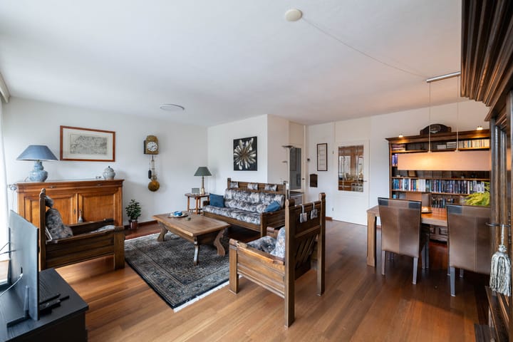 Photo 4 of Bilderdijkhof 11