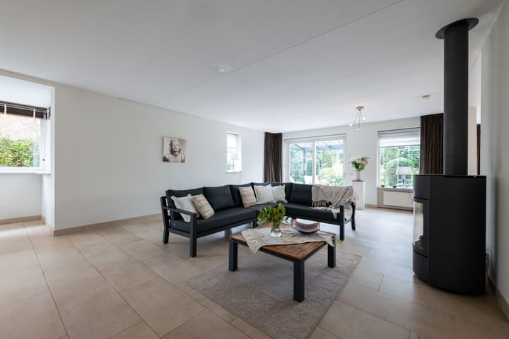 Foto 15 van Archeologenweide 16