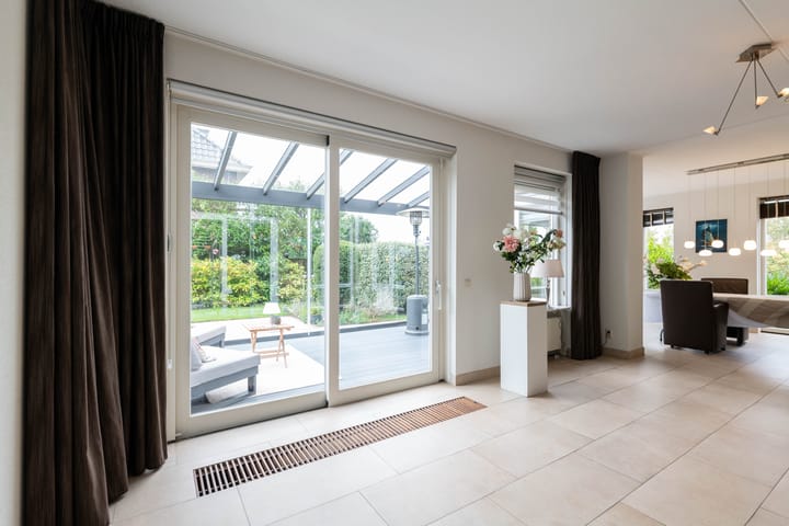 Foto 19 van Archeologenweide 16