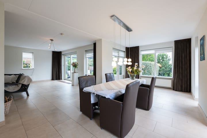 Foto 22 van Archeologenweide 16