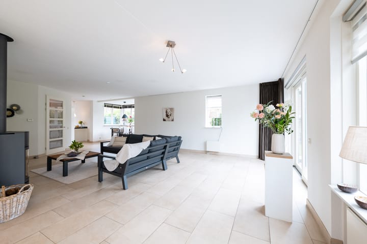 Foto 25 van Archeologenweide 16