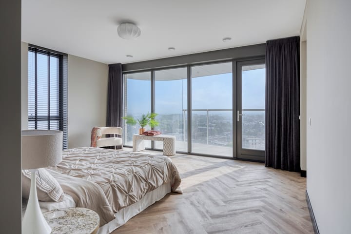 Photo 21 of Carmelietenstraat 135