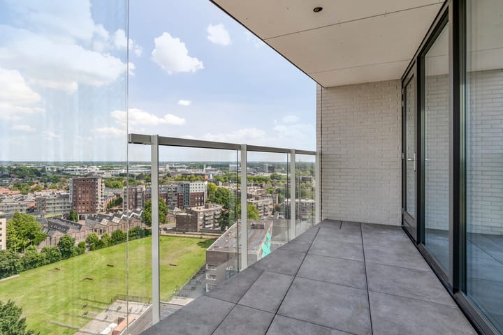 Photo 25 of Carmelietenstraat 135