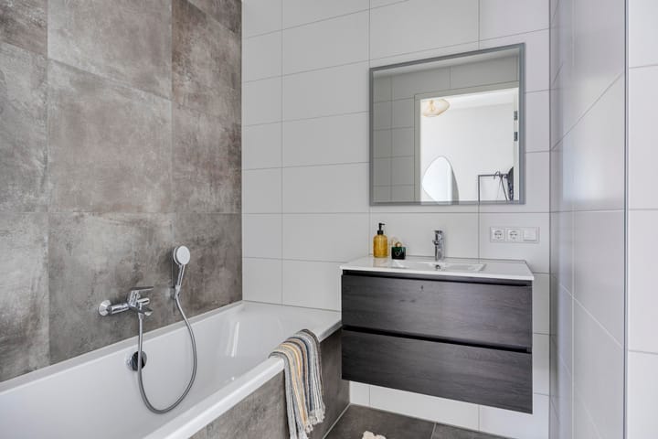 Photo 31 of Carmelietenstraat 135