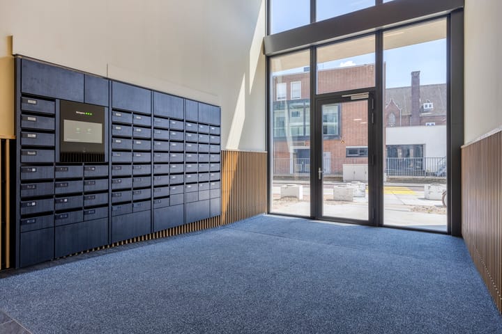 Photo 37 of Carmelietenstraat 135