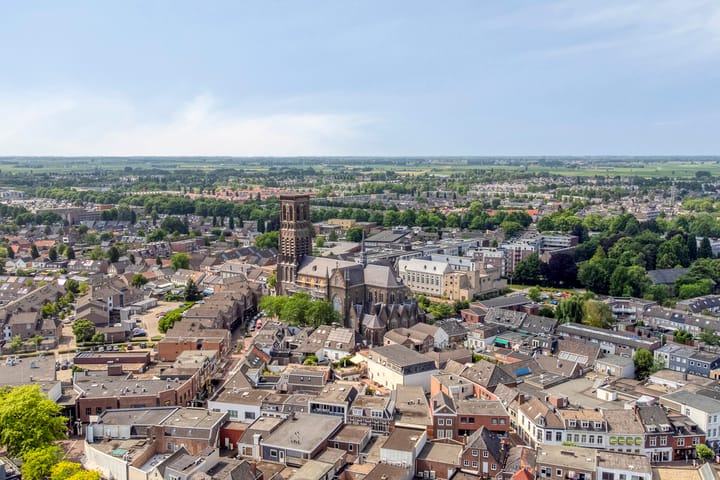 Photo 44 of Carmelietenstraat 135