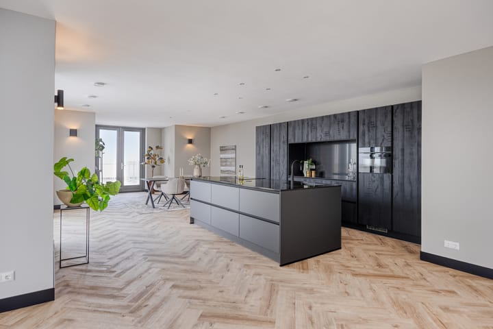 Photo 2 of Carmelietenstraat 135