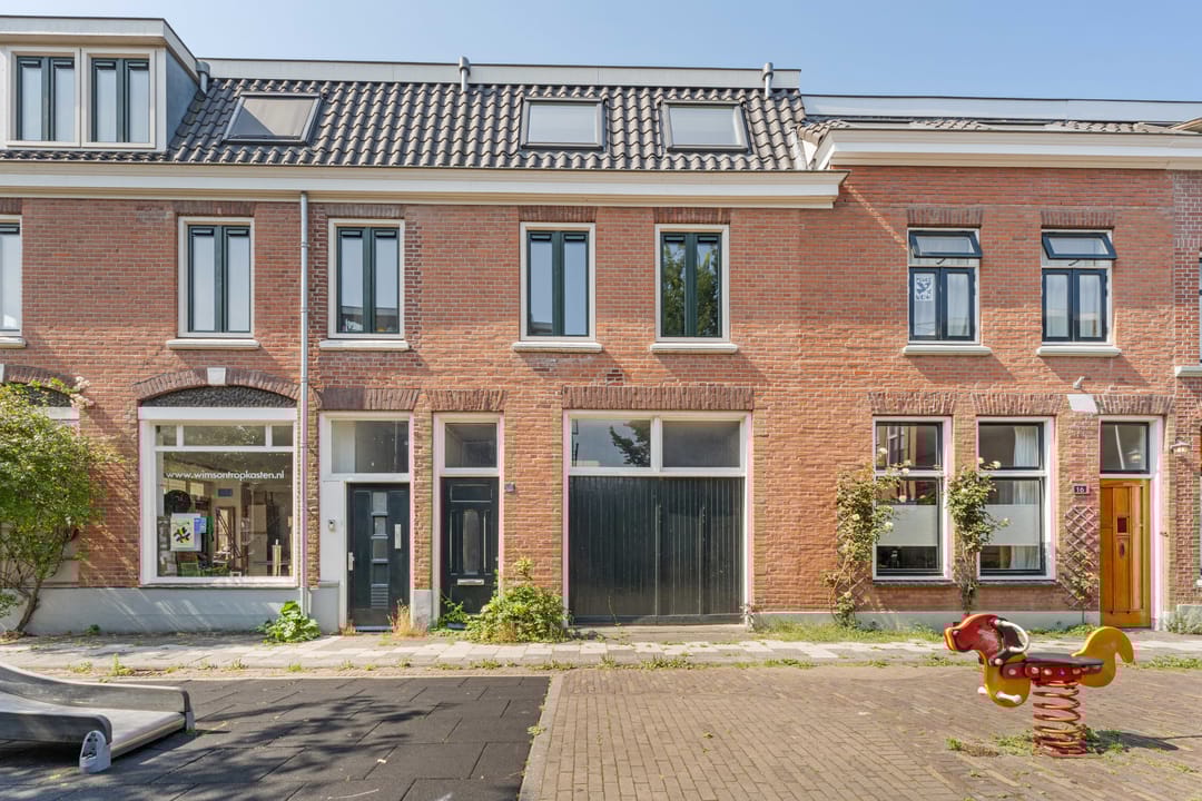 Photo 1 of Laurens Reaalstraat 14-B