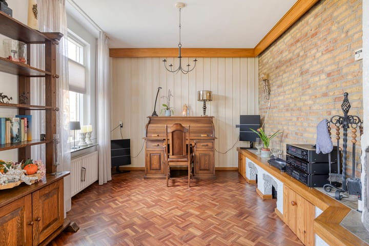 Photo 10 of Heusdenseweg 7