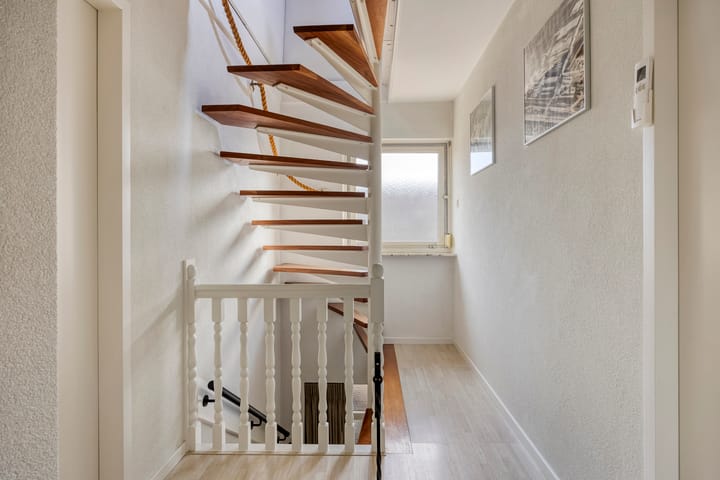 Photo 21 of Heusdenseweg 7