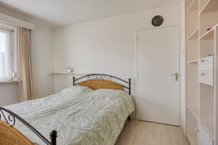 Photo 24 of Heusdenseweg 7