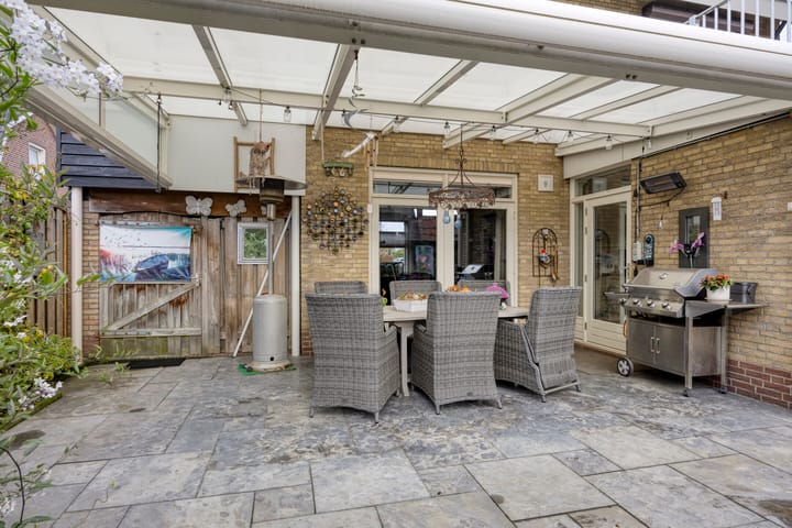 Photo 40 of Heusdenseweg 7