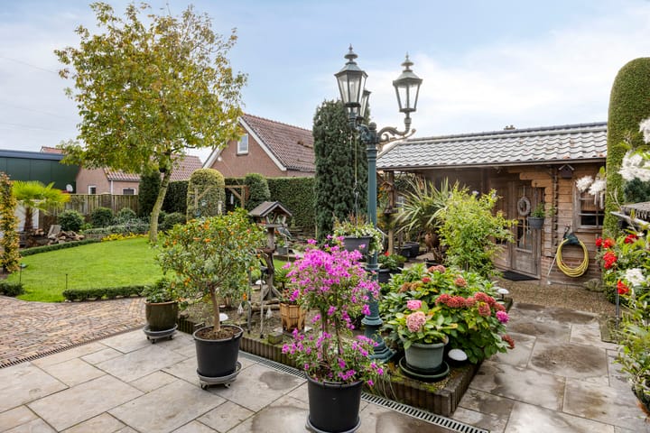 Photo 42 of Heusdenseweg 7