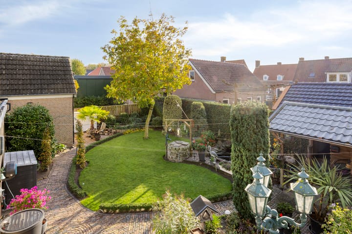 Photo 47 of Heusdenseweg 7