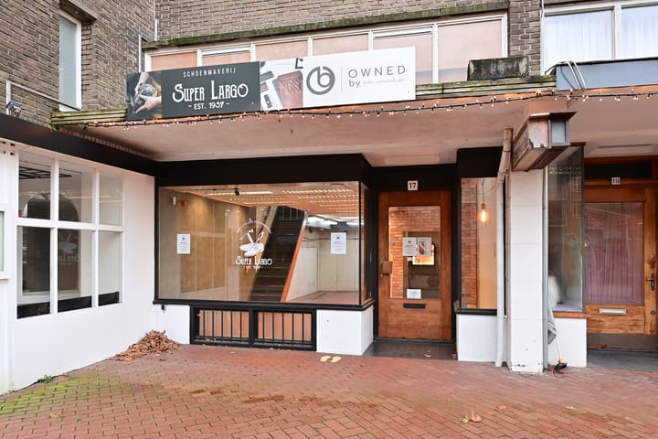 Julianaplein 17, Bussum