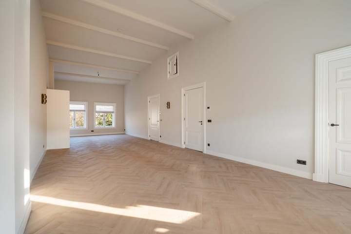 Photo 20 of Nassauplein 24-B