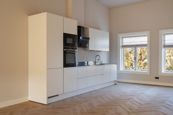 Photo 5 of Nassauplein 24-B